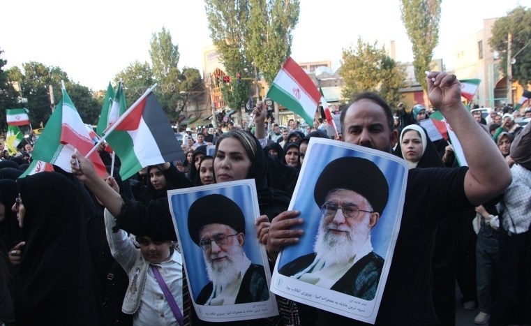 مردم قیروکارزین در محکومیت اغتشاشات راهپیمایی می کنند