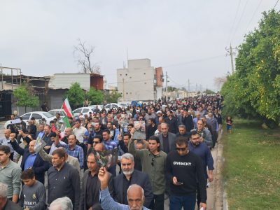 فیلم / تجمع مردم قیروکارزین در پی شهادت رهبر انقلاب در شهرهای شهرستان