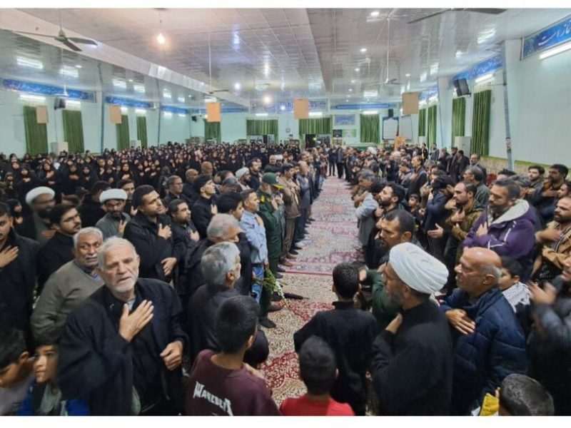 وداع مردم شهر قیر با پیکر شهید راه انقلاب در نبرد با دشمن آمریکایی صهیونیستی «امیرمحمد نریمان»