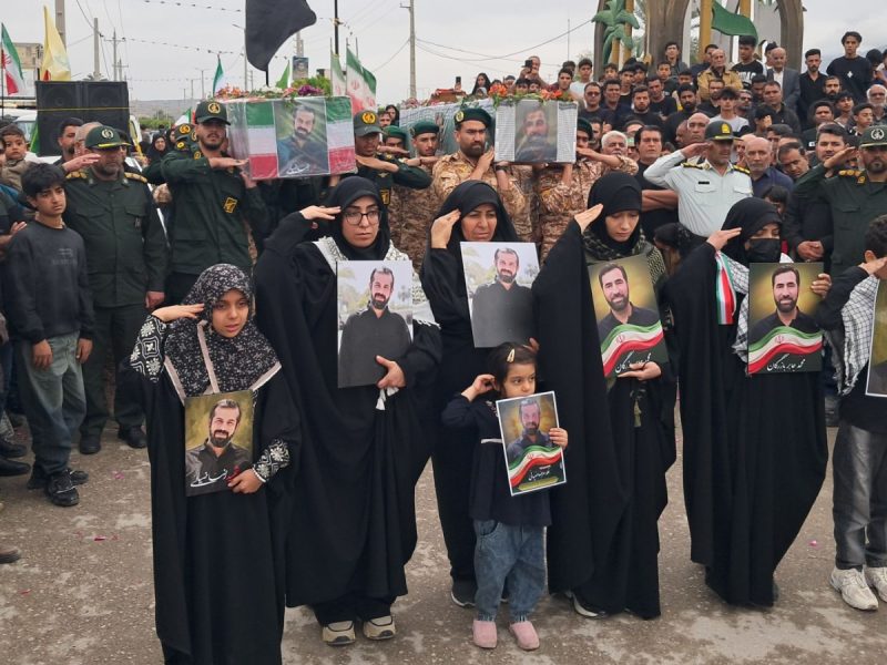 خروش مردمی در بدرقه‌ای تاریخی با شهیدان ضیایی و بازرگان