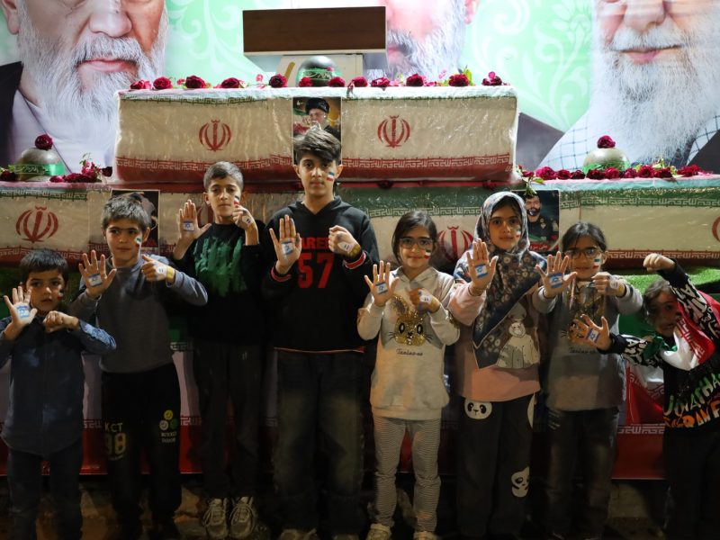 گزارش تصویری/ قرار شبانه مردم قیروکارزین در شهر قیر