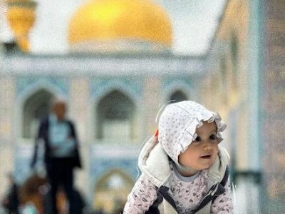 خادم امام رضا (ع): هدیه به نوزادان، لبیک به منویات رهبر شهید است